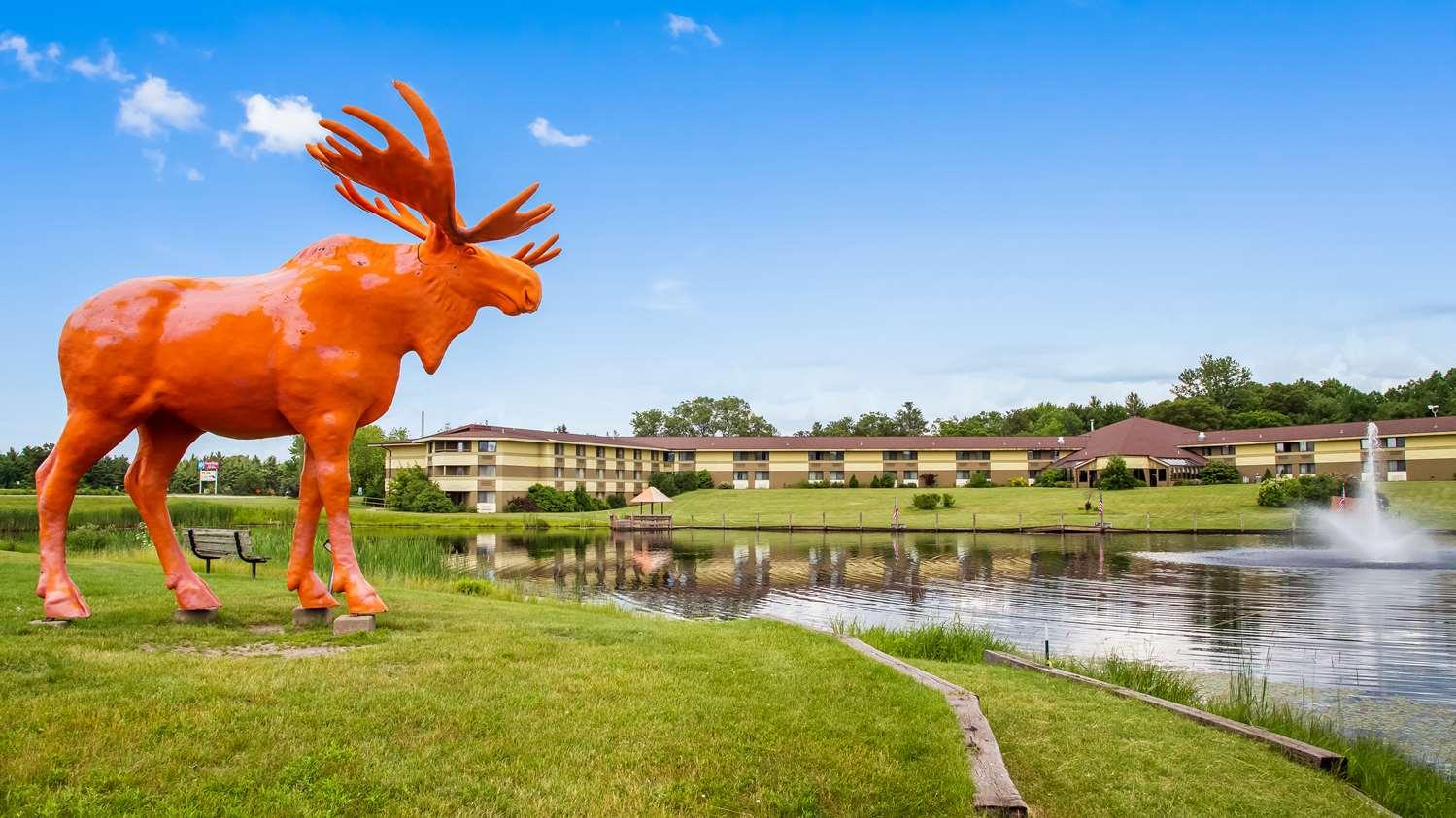Surestay Plus Hotel By Best Western Black River Falls Exterior foto