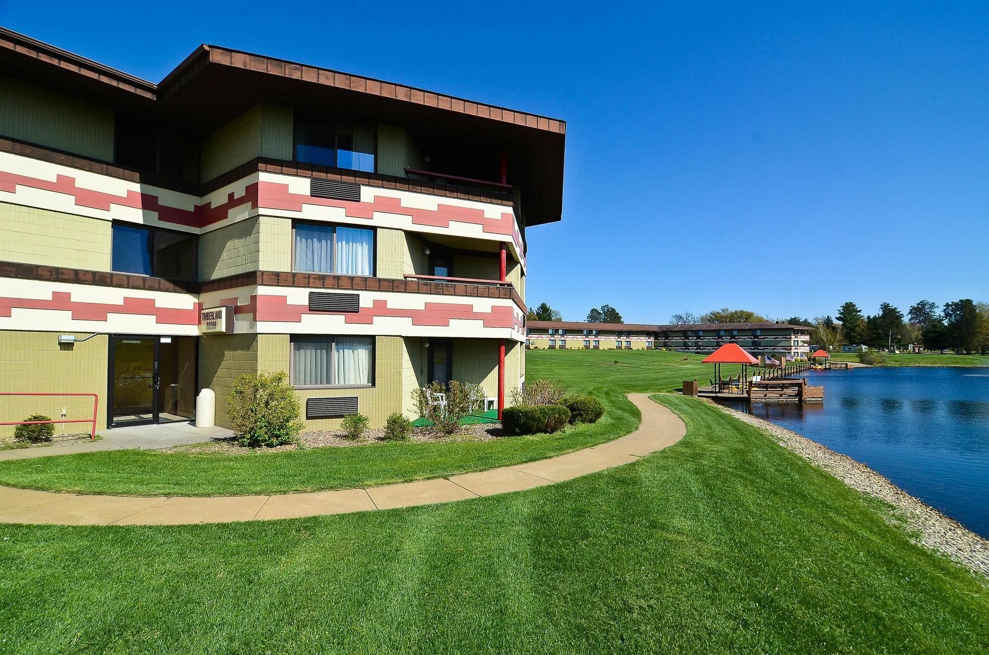 Surestay Plus Hotel By Best Western Black River Falls Exterior foto