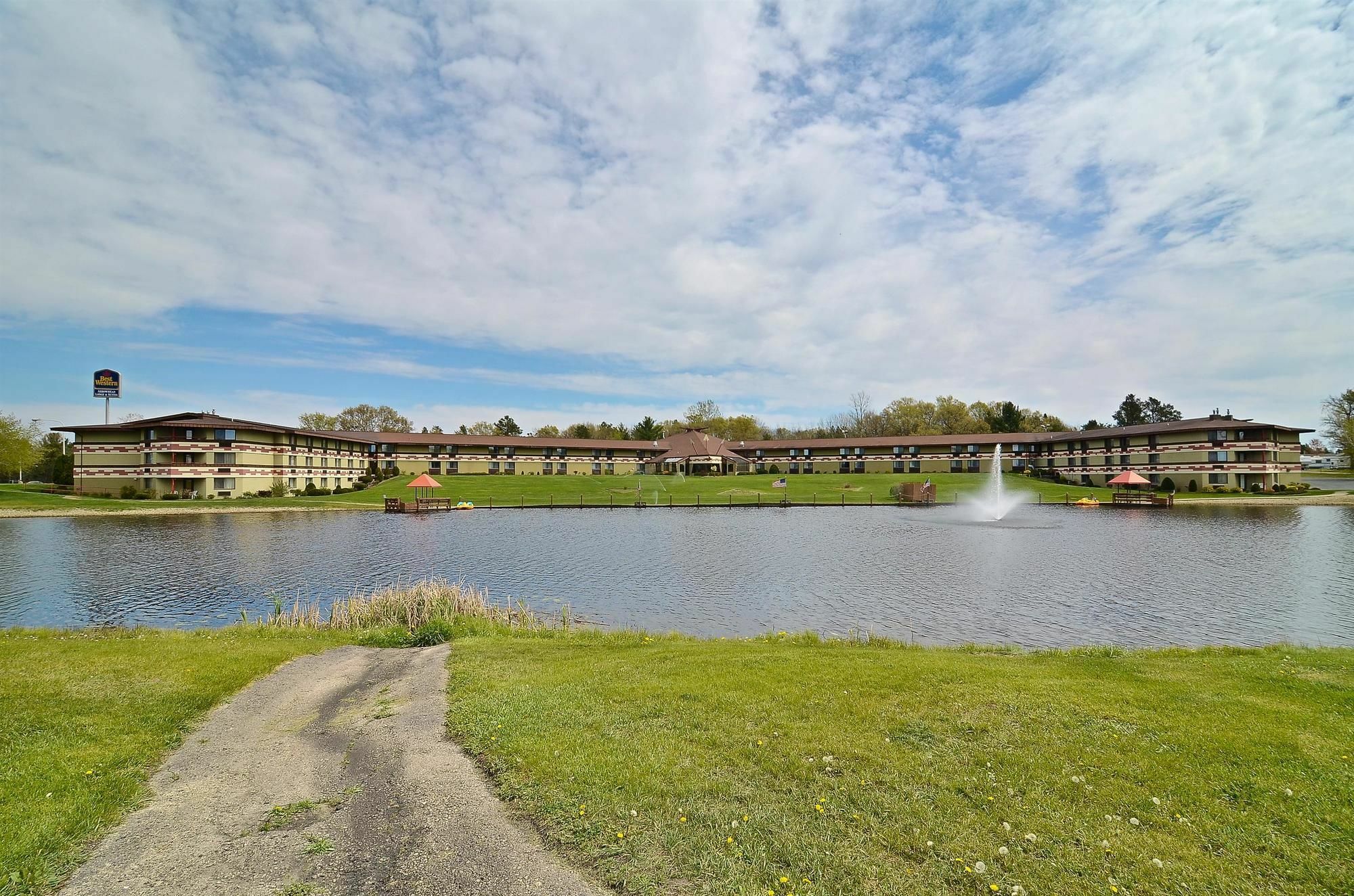 Surestay Plus Hotel By Best Western Black River Falls Exterior foto