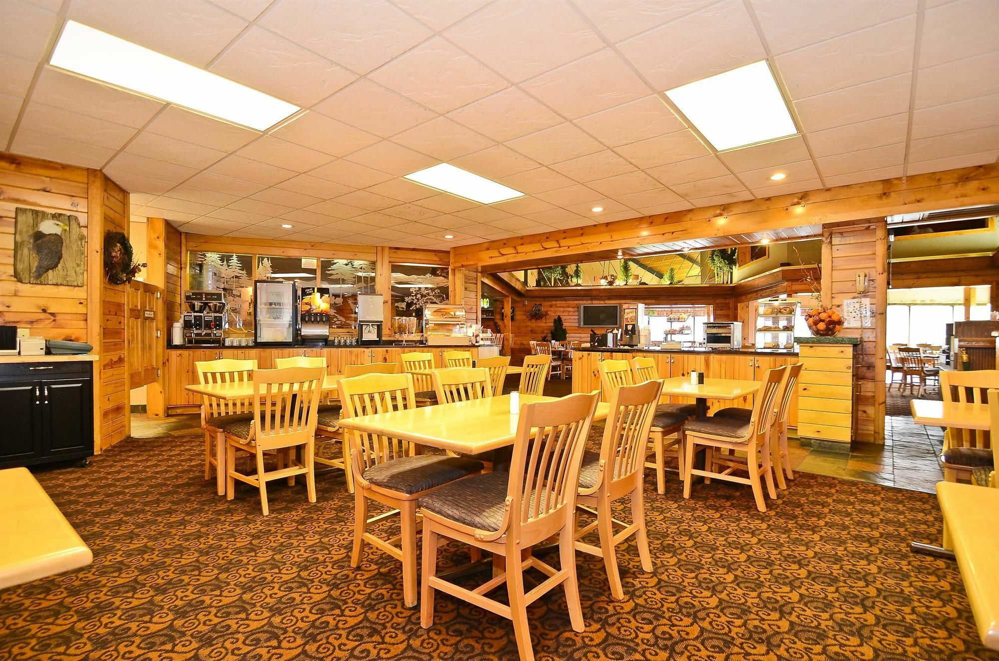 Surestay Plus Hotel By Best Western Black River Falls Exterior foto